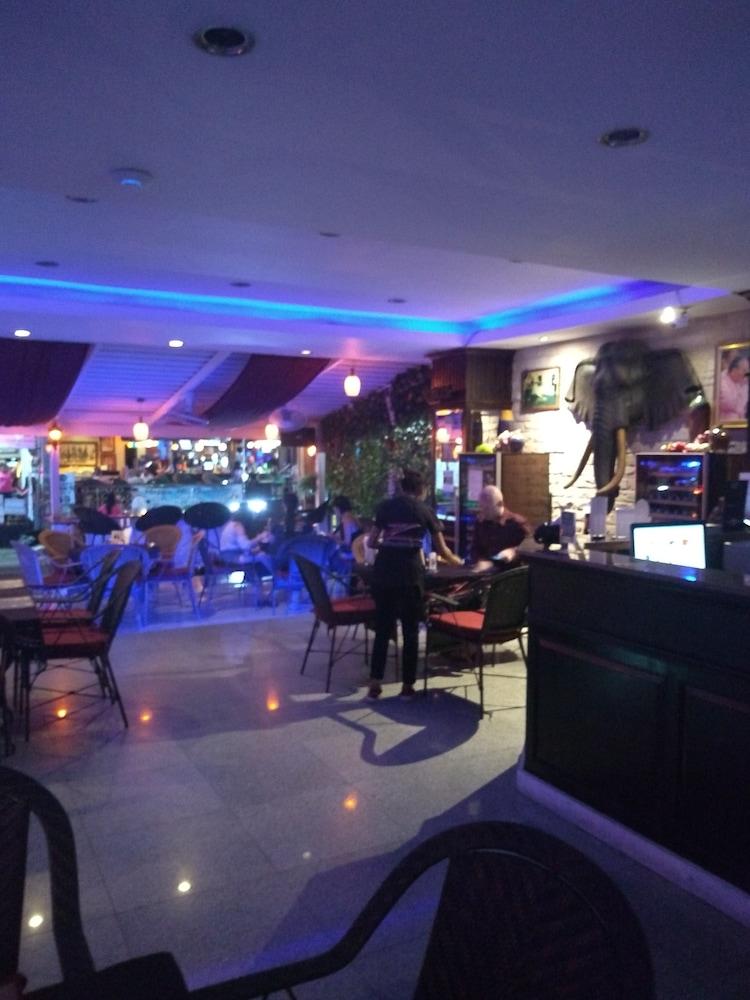 Zip Hotel & Restaurant Pattaya Zewnętrze zdjęcie